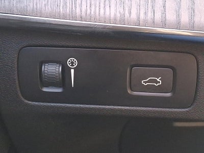 2022 Volvo XC90 T6 AWD Inscription 6P