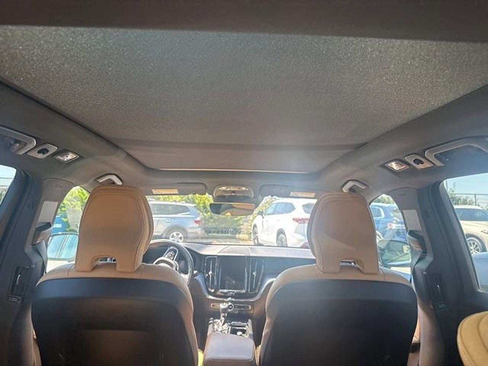 2019 Volvo XC60 T6 AWD Momentum