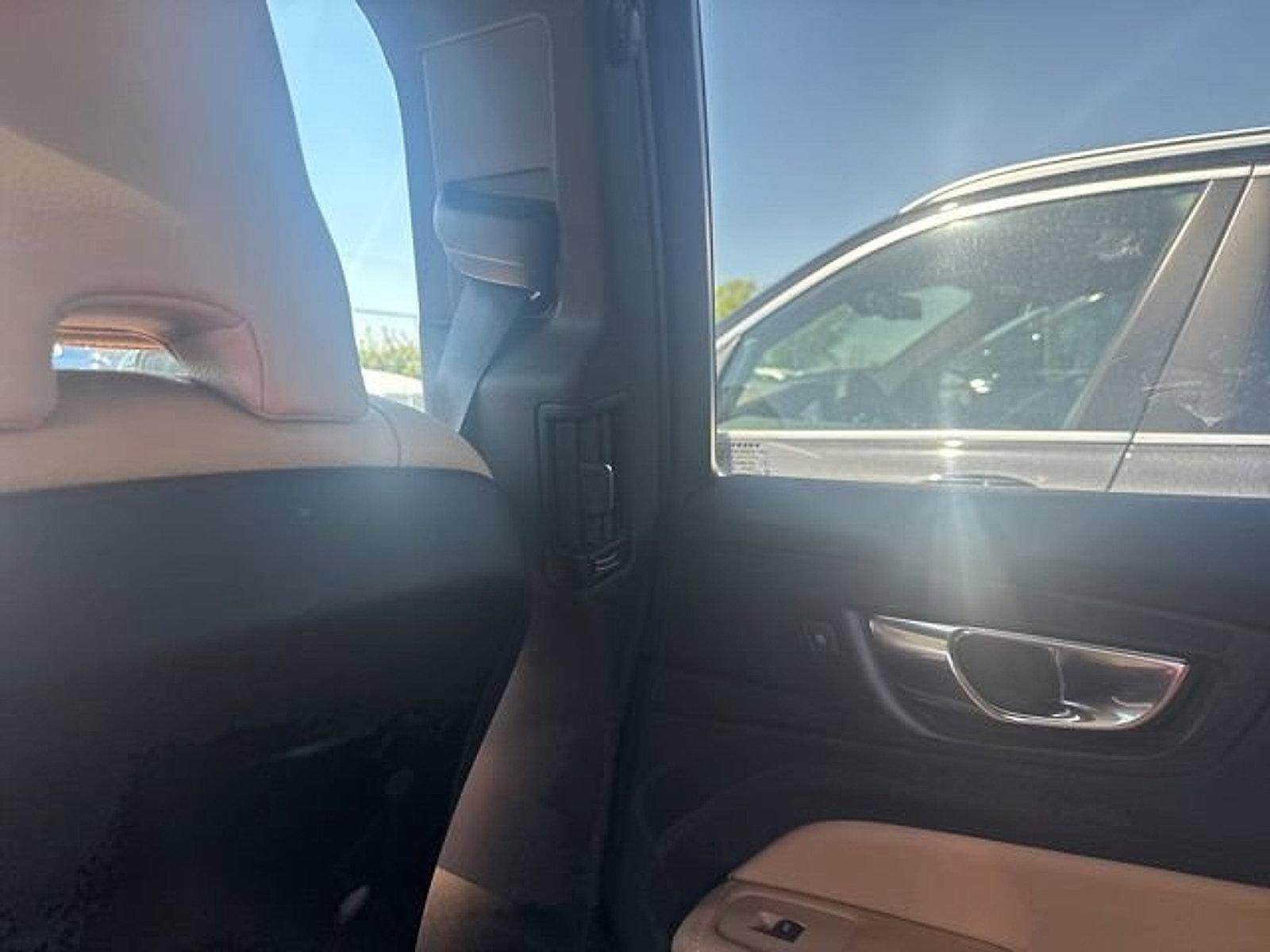 2019 Volvo XC60 T6 AWD Momentum