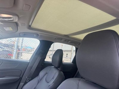 2023 Volvo XC60 B5 AWD Plus Bright Theme