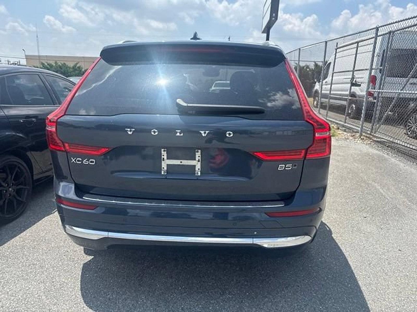 2023 Volvo XC60 B5 AWD Plus Bright Theme