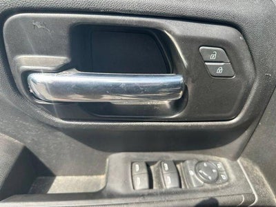 2022 Chevrolet Silverado 1500 Crew Cab Standard Box 4-Wheel Drive Custom