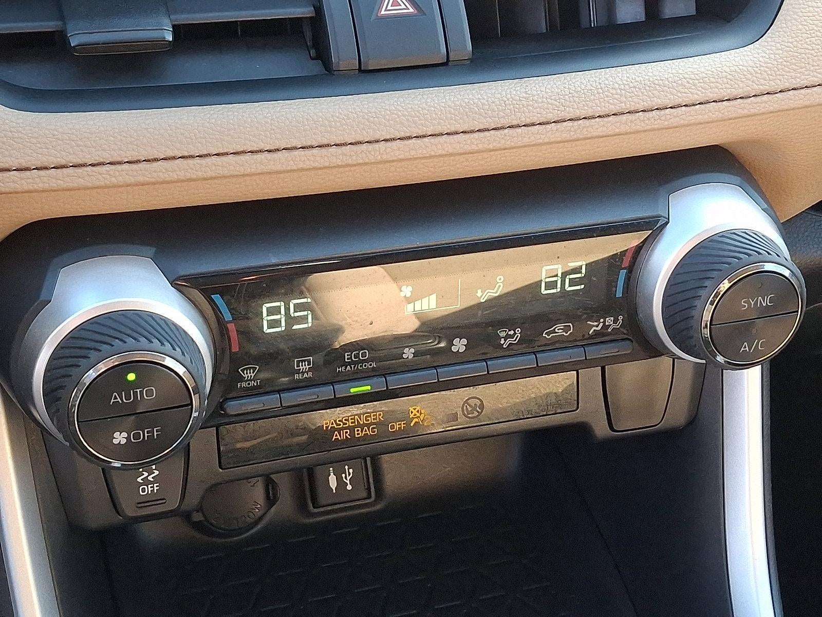 2019 Toyota RAV4 Hybrid LE AWD (Natl)