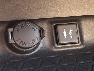 2019 Toyota RAV4 Hybrid LE AWD (Natl)