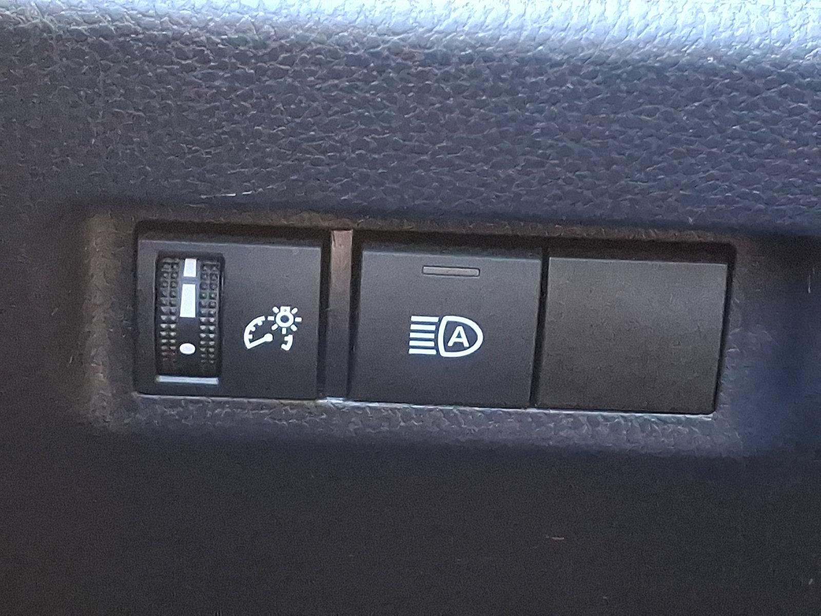 2019 Toyota RAV4 Hybrid LE AWD (Natl)