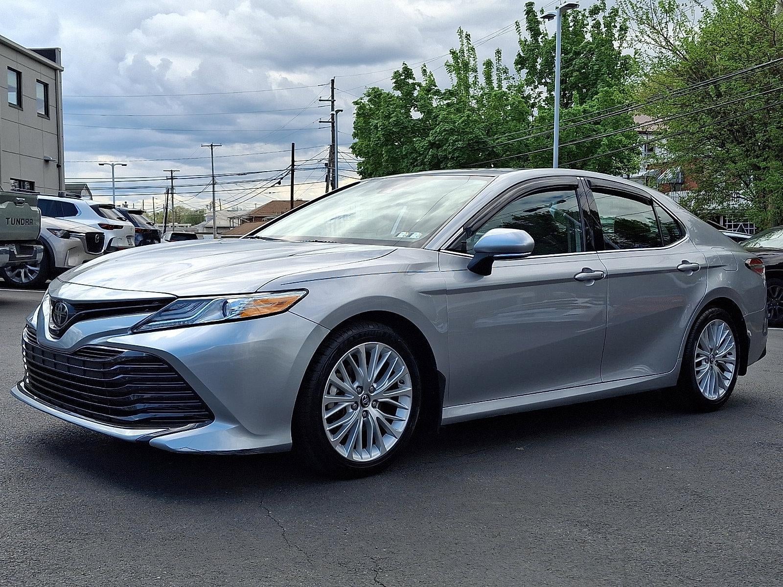 2019 Toyota Camry XLE Auto (SE)