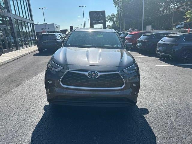 2021 Toyota Highlander Hybrid XLE AWD (Natl)