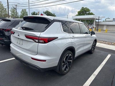 2022 Mitsubishi Outlander ES S-AWC