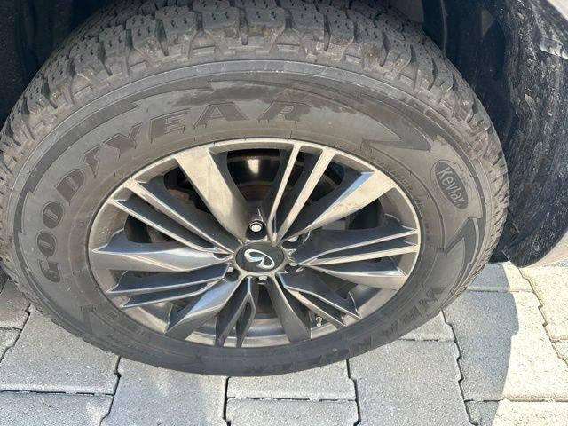 2019 INFINITI QX80 LUXE AWD