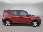 2022 Kia Soul LX IVT