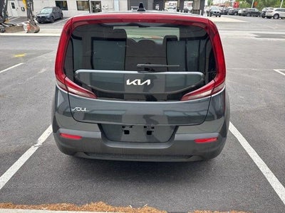 2022 Kia Soul LX IVT