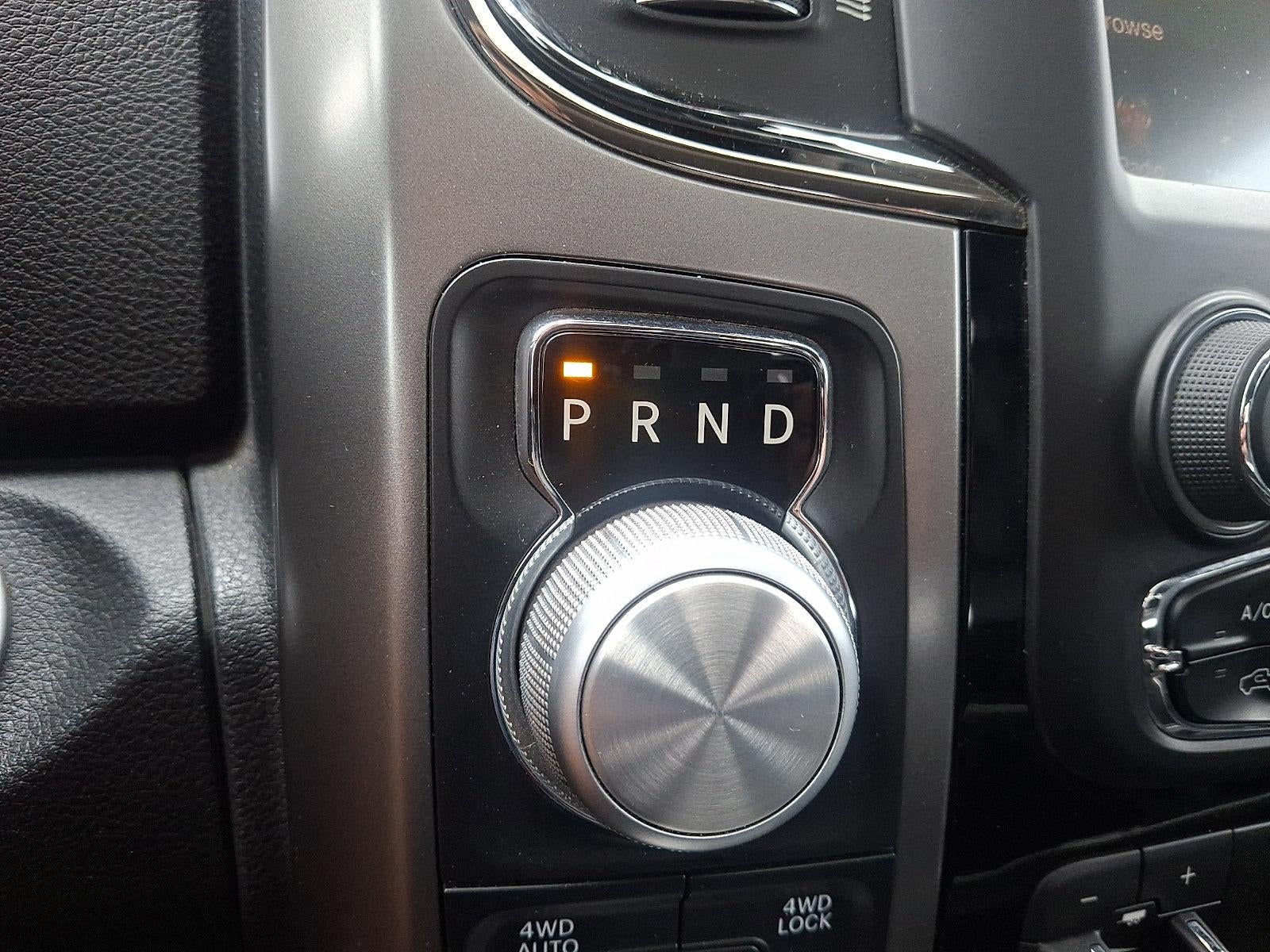 2016 RAM 1500 4WD Crew Cab 6.4 Ft Box Sport