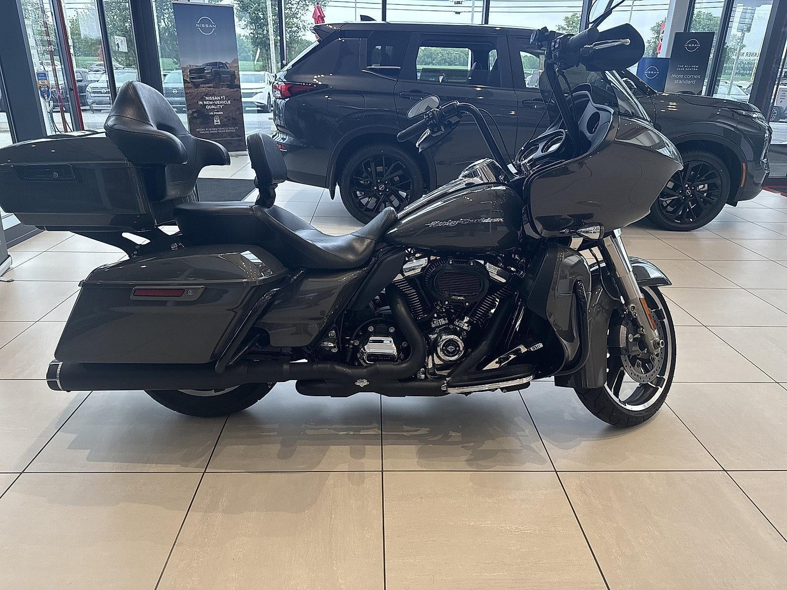 2019 Harley Davidson Touring Base