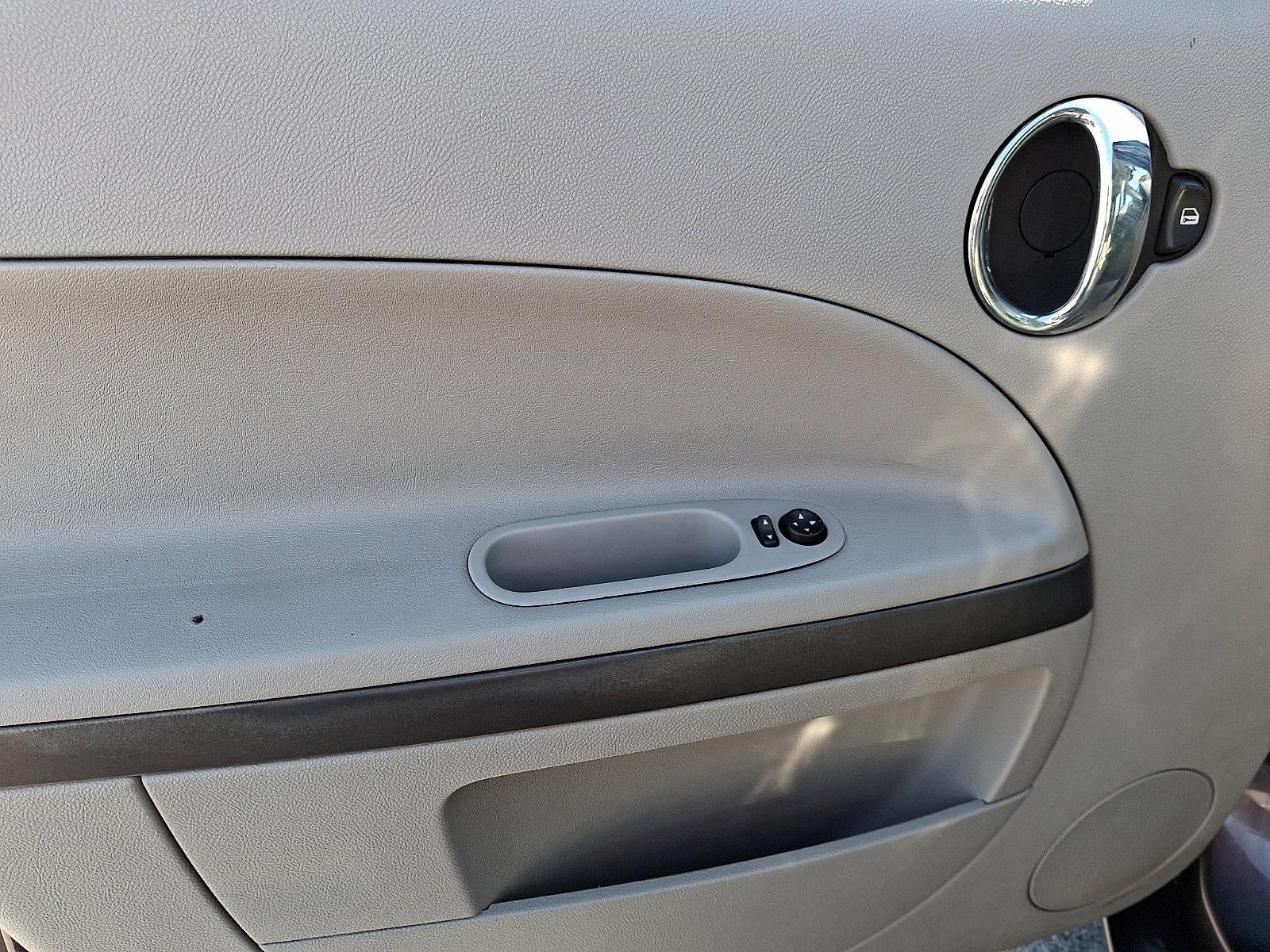 2006 Chevrolet HHR 4dr 2WD LT