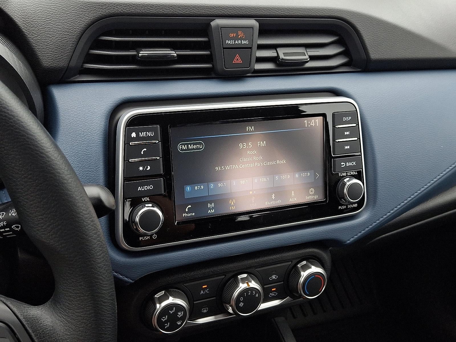 2025 Nissan Versa SV