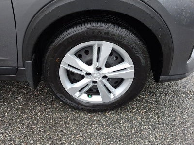 2025 Nissan Kicks Play S FWD