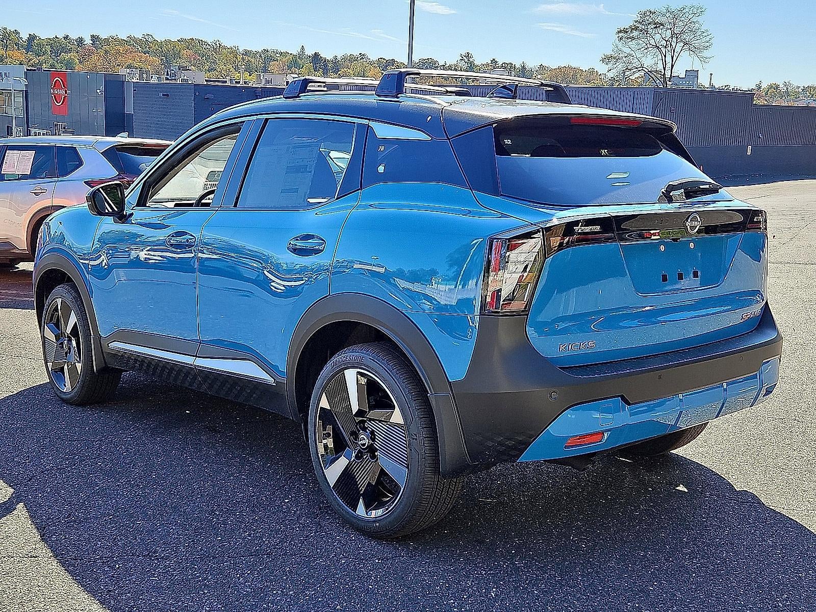 2026 Nissan Kicks SR AWD