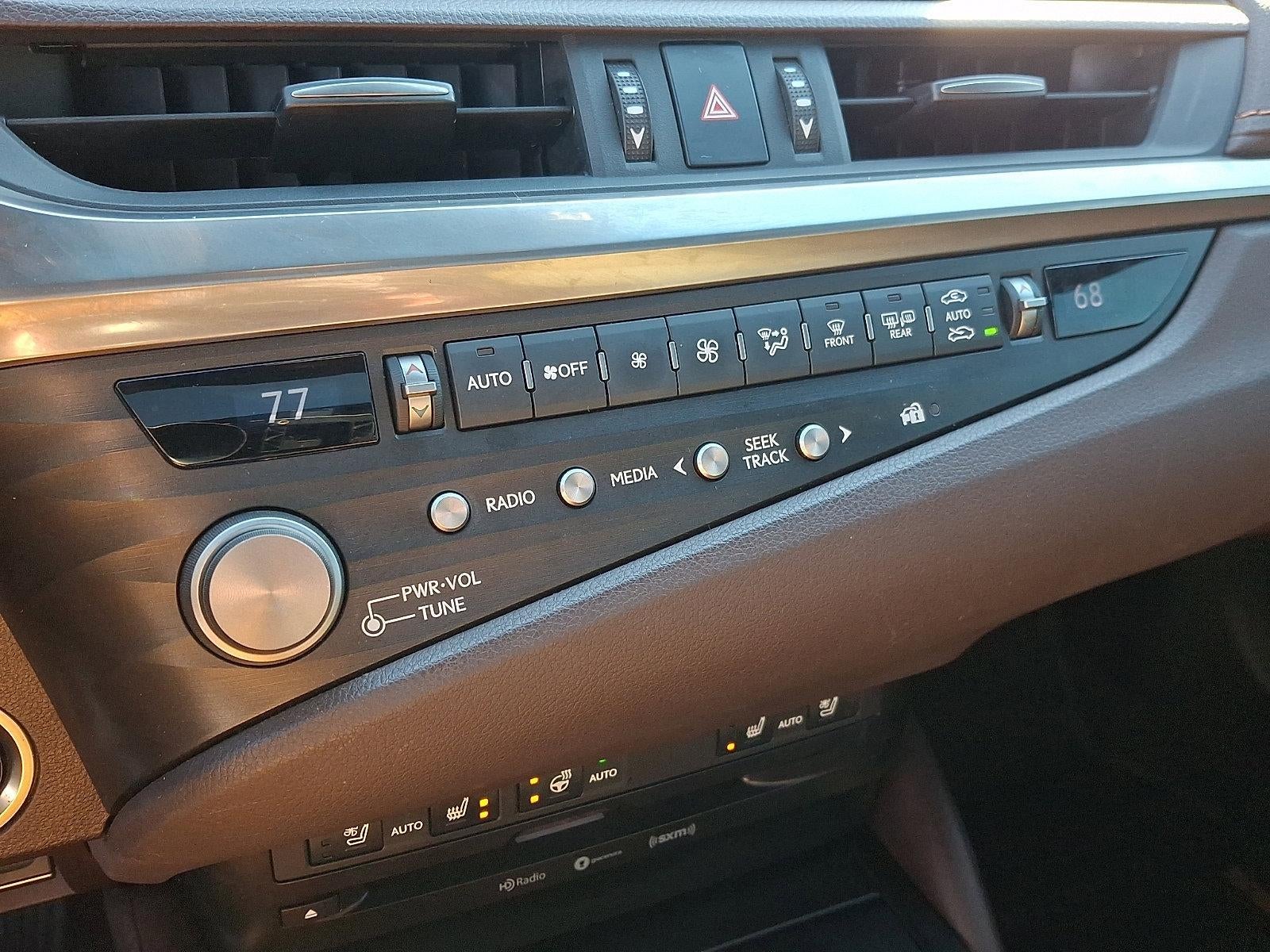 2021 Lexus ES 300h FWD