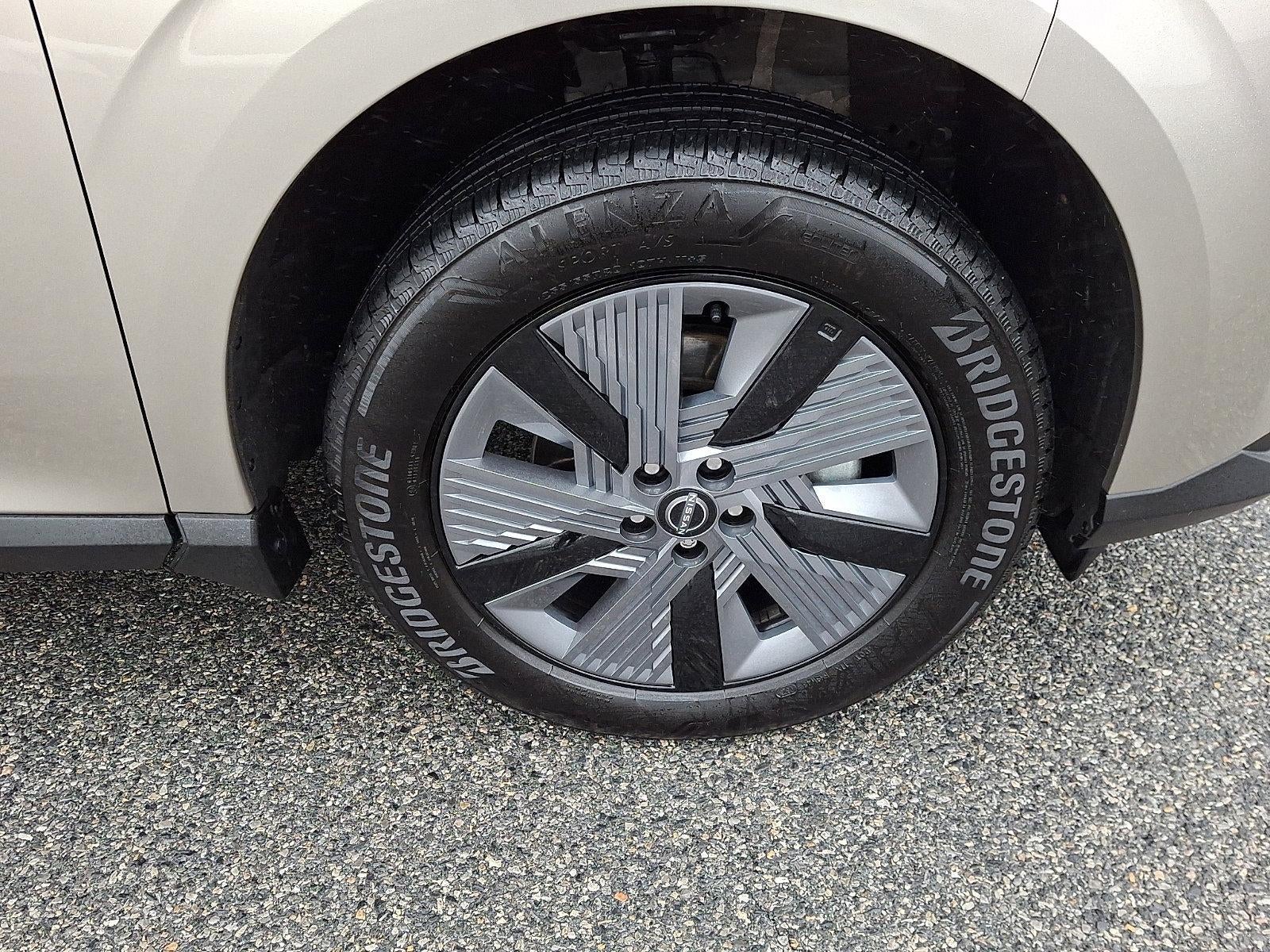 2025 Nissan Murano AWD SL