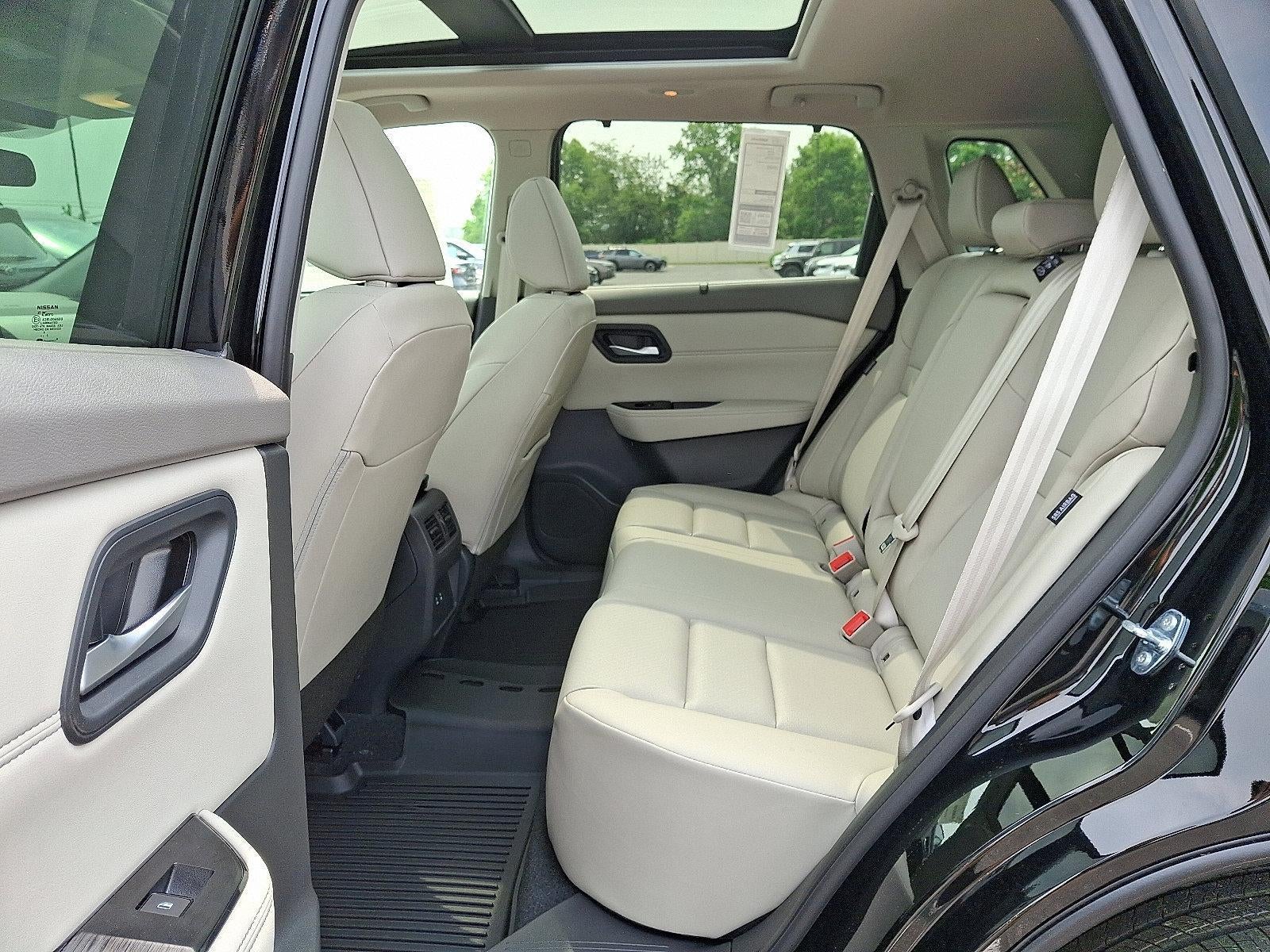 2025 Nissan Rogue AWD SV