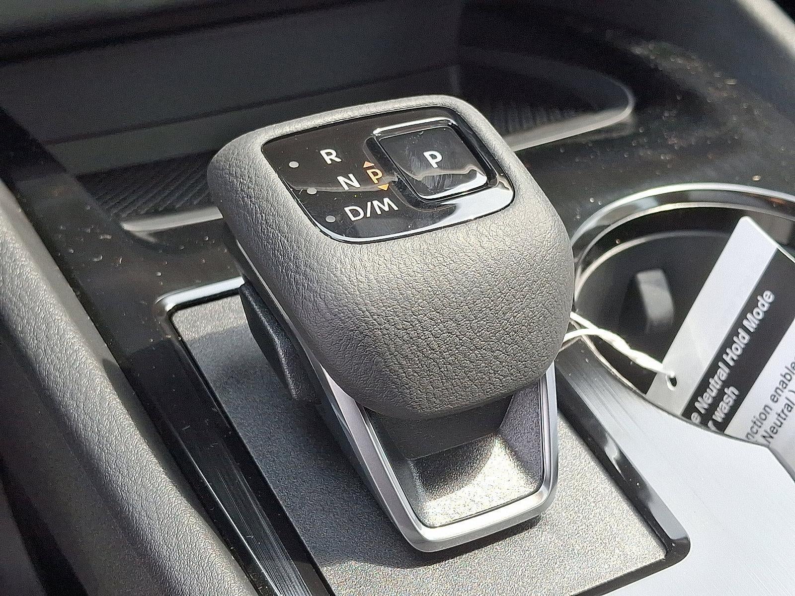 2025 Nissan Rogue AWD SV