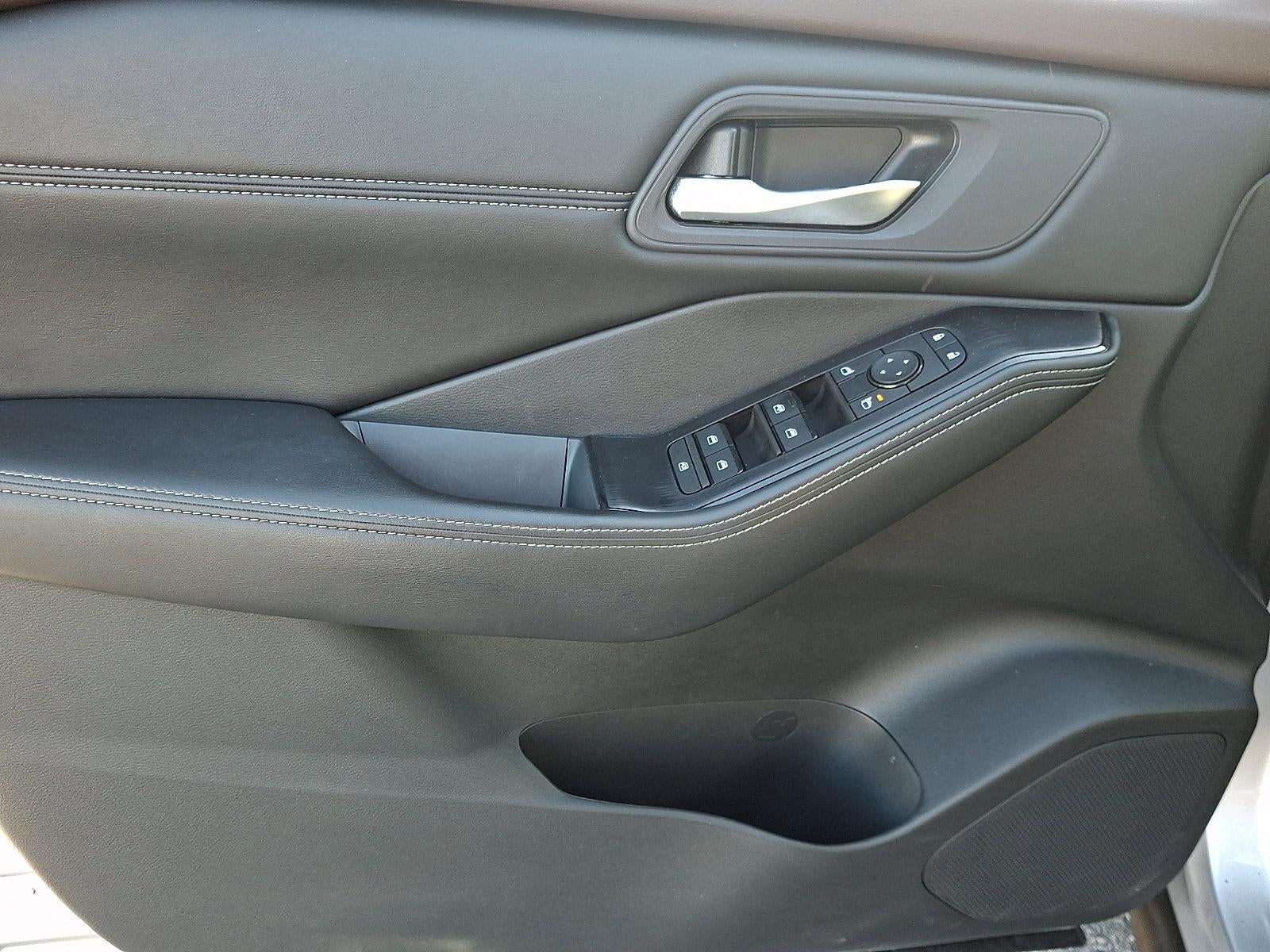 2023 Nissan Rogue AWD SV