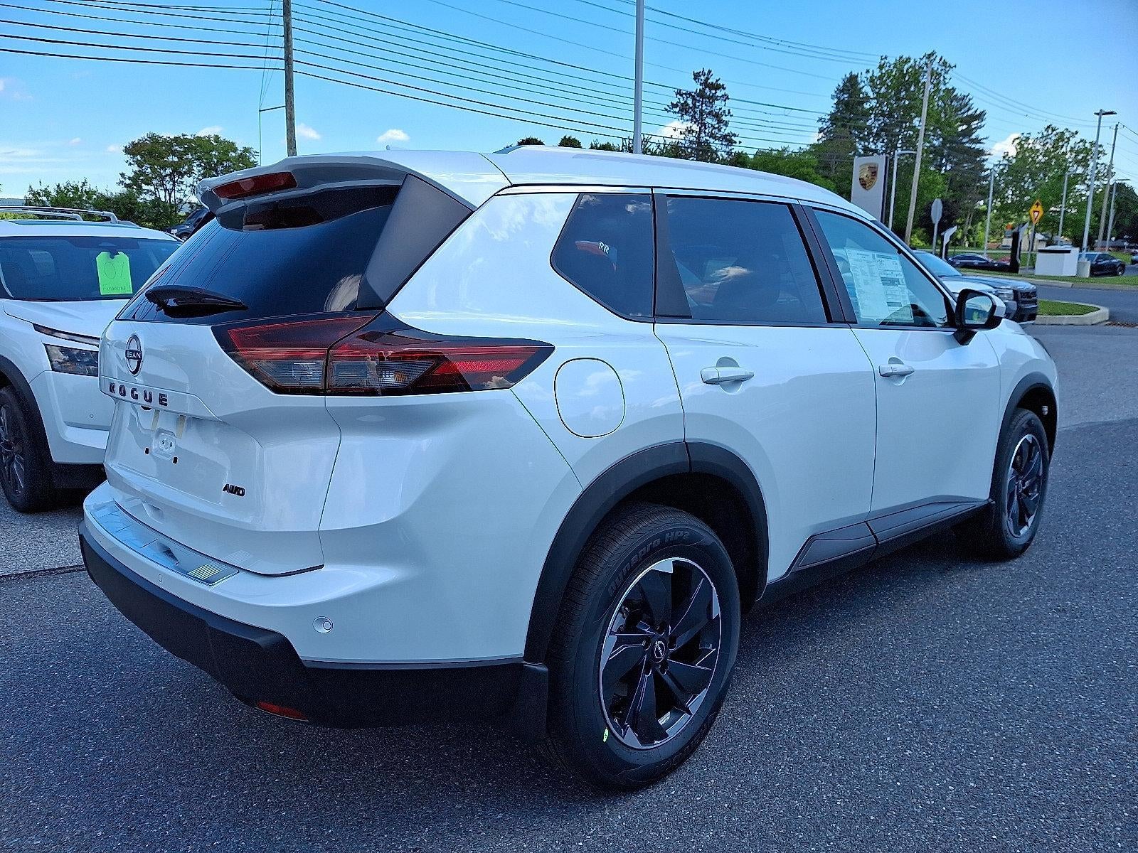 2025 Nissan Rogue AWD SV