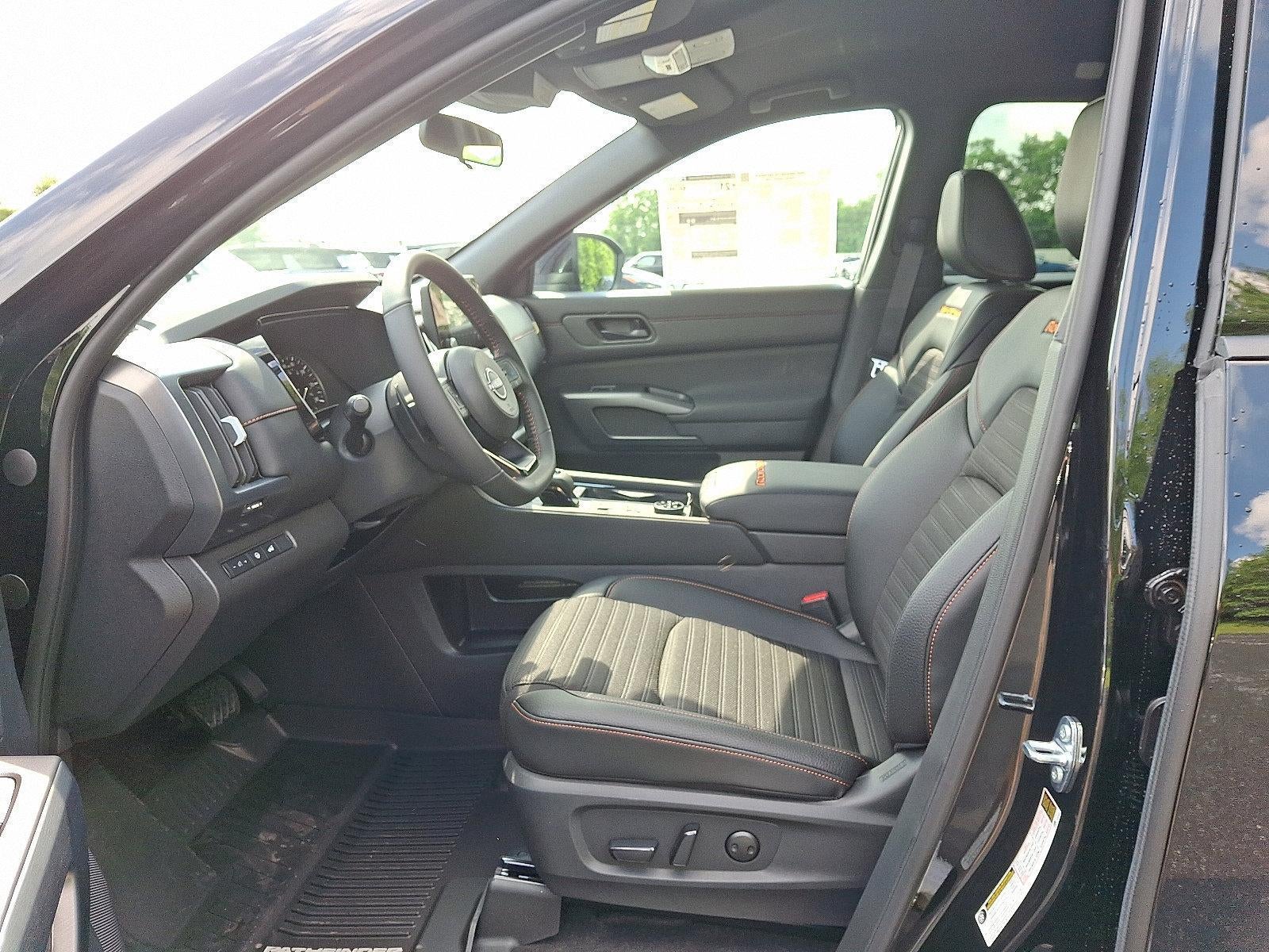 2025 Nissan Pathfinder Rock Creek 4WD