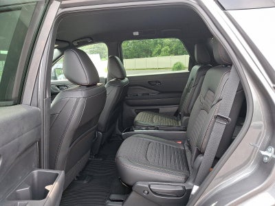 2025 Nissan Pathfinder Rock Creek 4WD