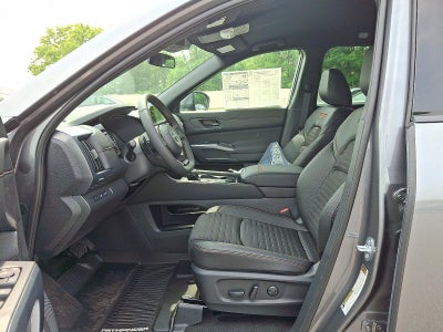 2025 Nissan Pathfinder Rock Creek 4WD
