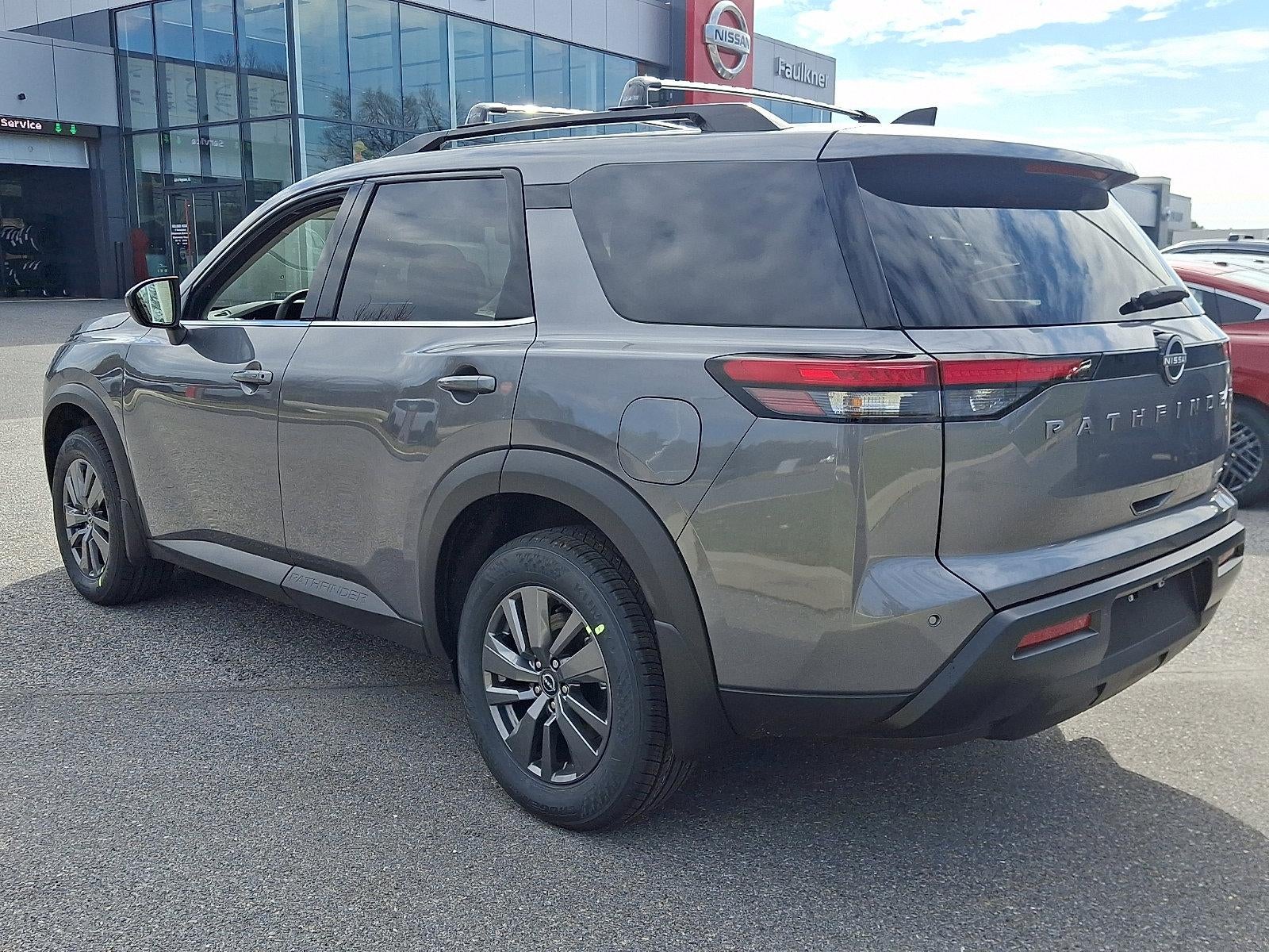 2026 Nissan Pathfinder SV