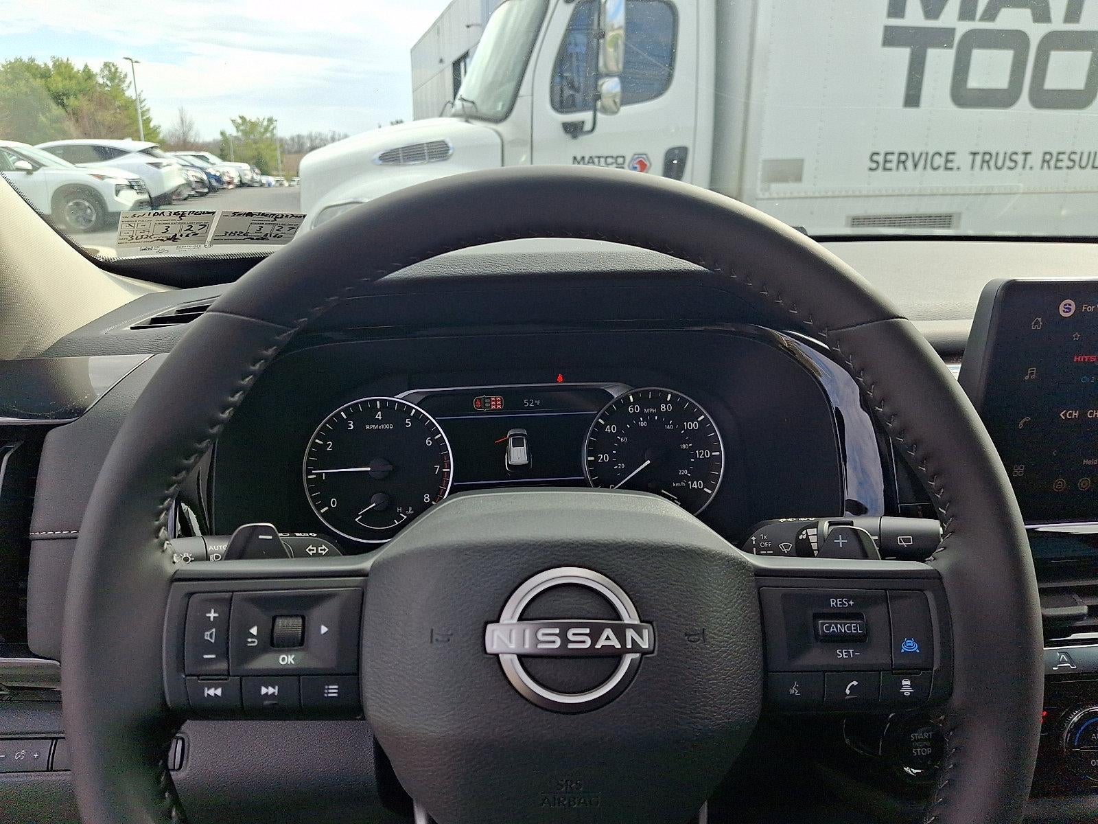 2026 Nissan Pathfinder SV