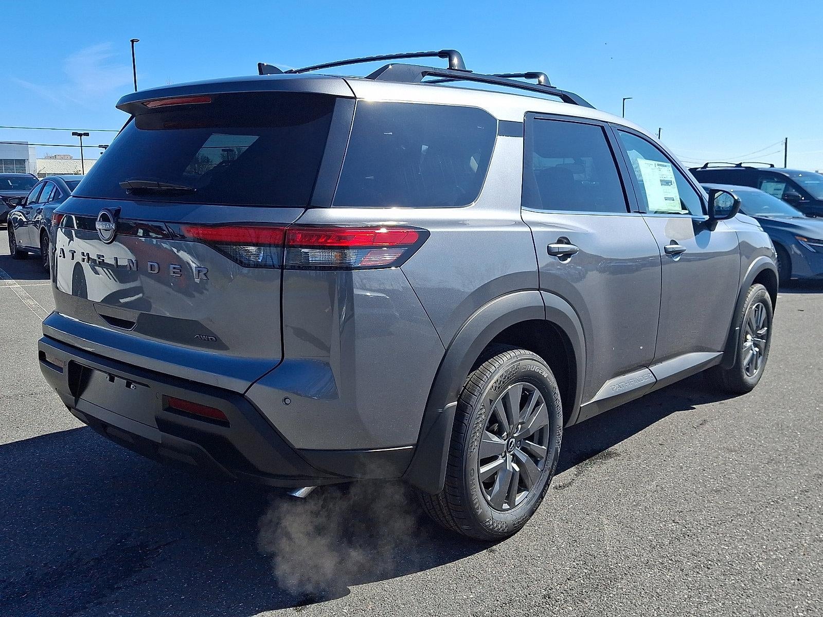 2026 Nissan Pathfinder SV