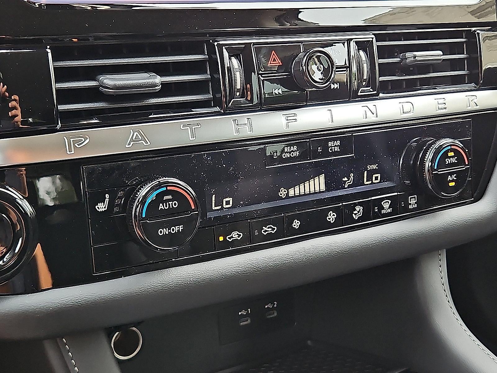 2026 Nissan Pathfinder SV