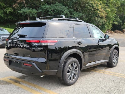 2026 Nissan Pathfinder SV