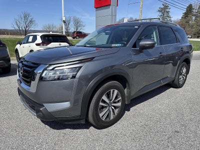 2023 Nissan Pathfinder SL 4WD
