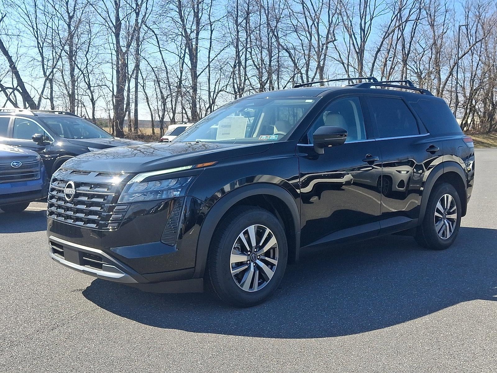 2026 Nissan Pathfinder SL