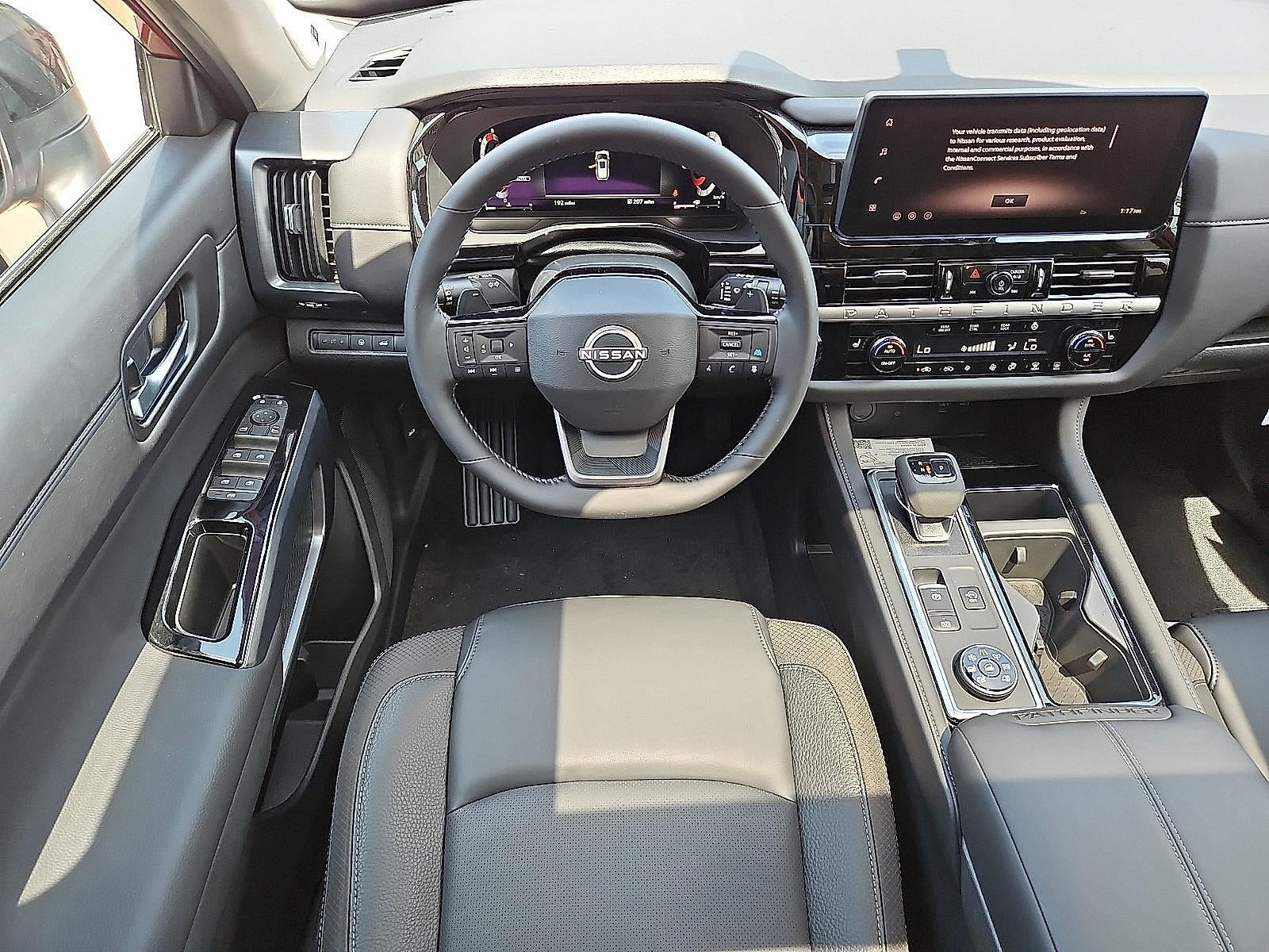 2026 Nissan Pathfinder SL