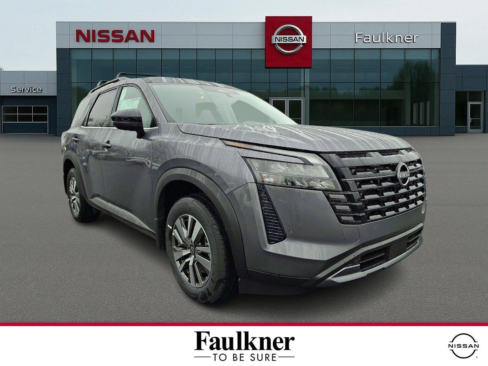 2026 Nissan Pathfinder SL