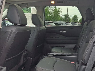 2026 Nissan Pathfinder SL 4WD