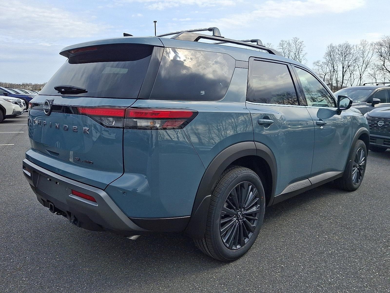 2026 Nissan Pathfinder SL 4WD