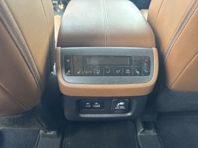 2026 Nissan Pathfinder Platinum 4WD