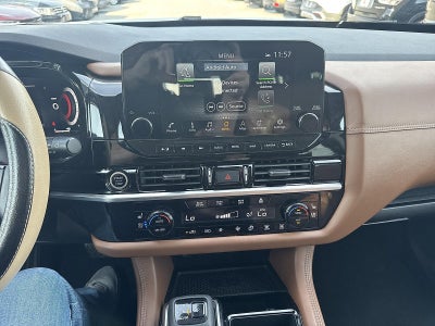 2026 Nissan Pathfinder Platinum 4WD