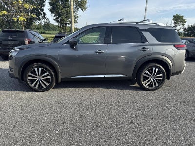 2026 Nissan Pathfinder Platinum 4WD