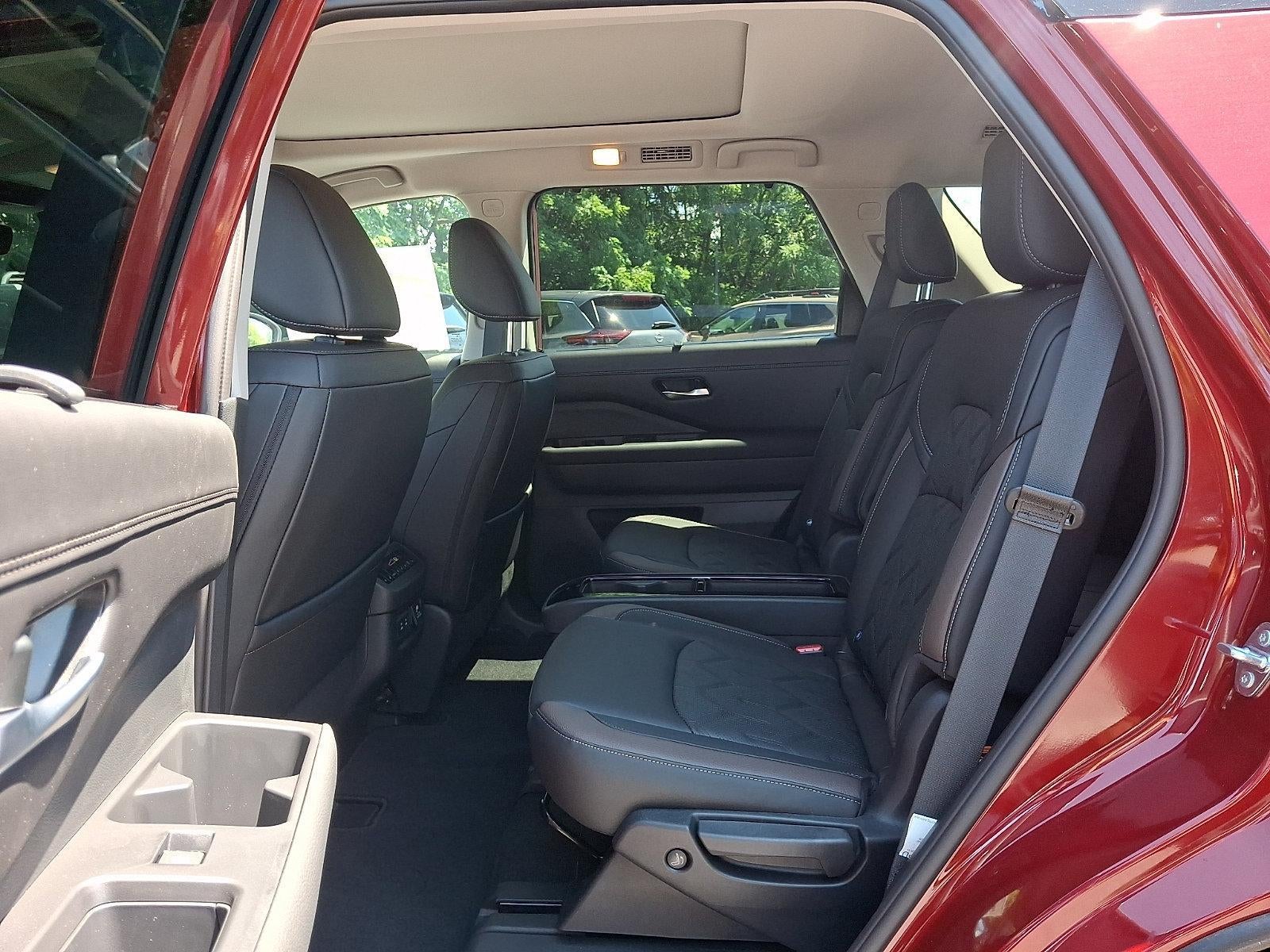 2026 Nissan Pathfinder Platinum 4WD