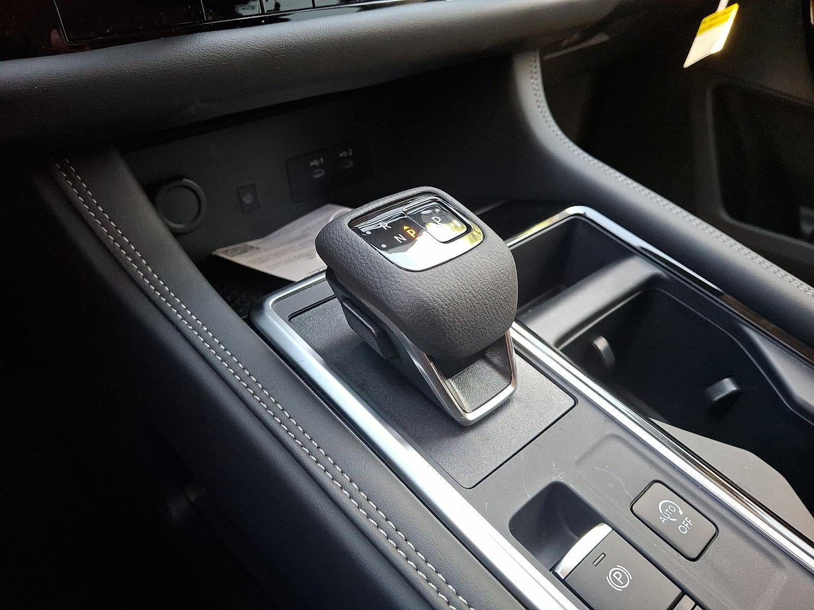 2026 Nissan Pathfinder Platinum 4WD