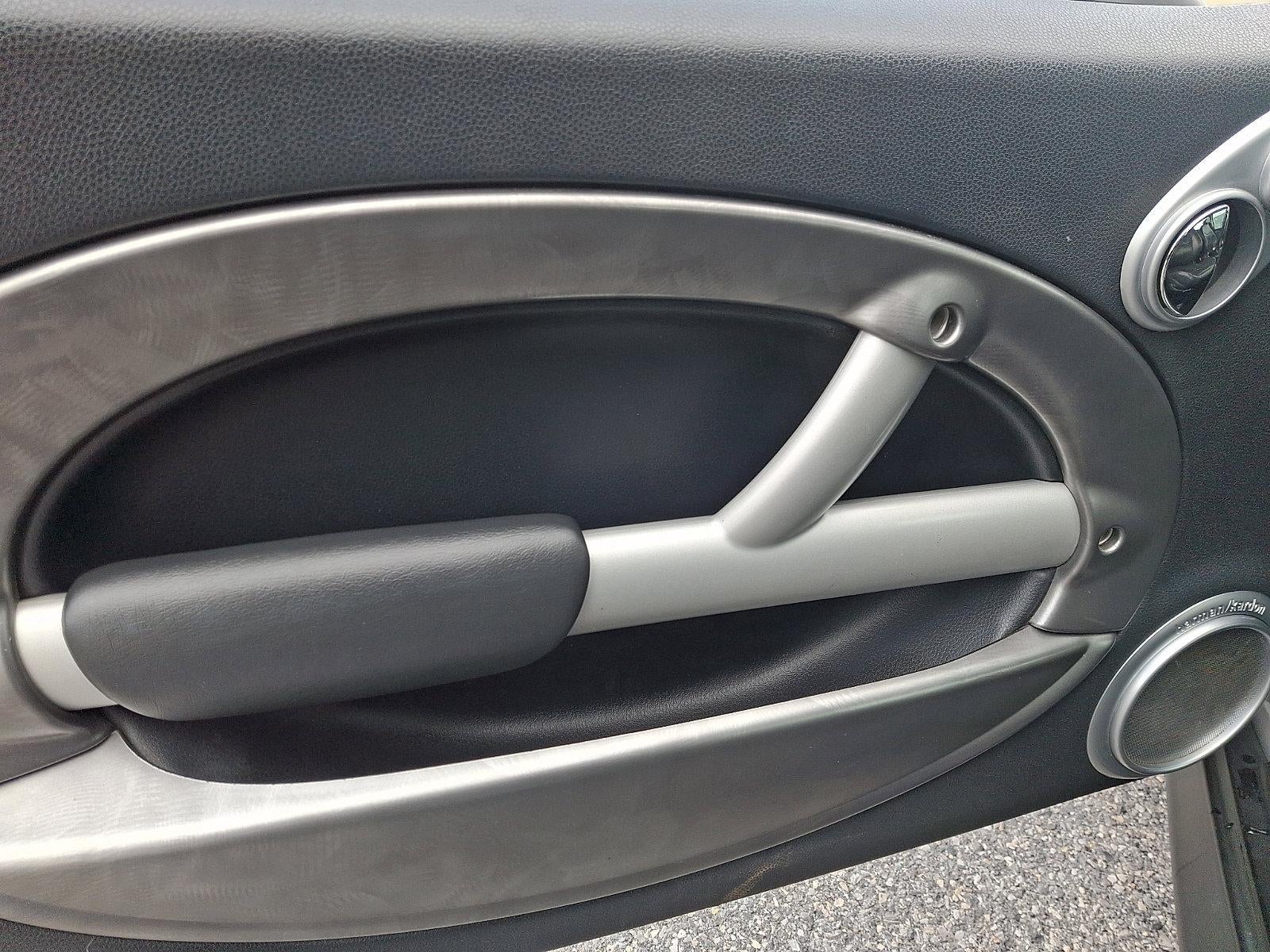 2004 MINI Cooper S Hardtop Base