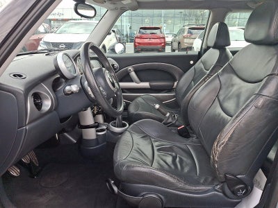 2004 MINI Cooper S Hardtop Base