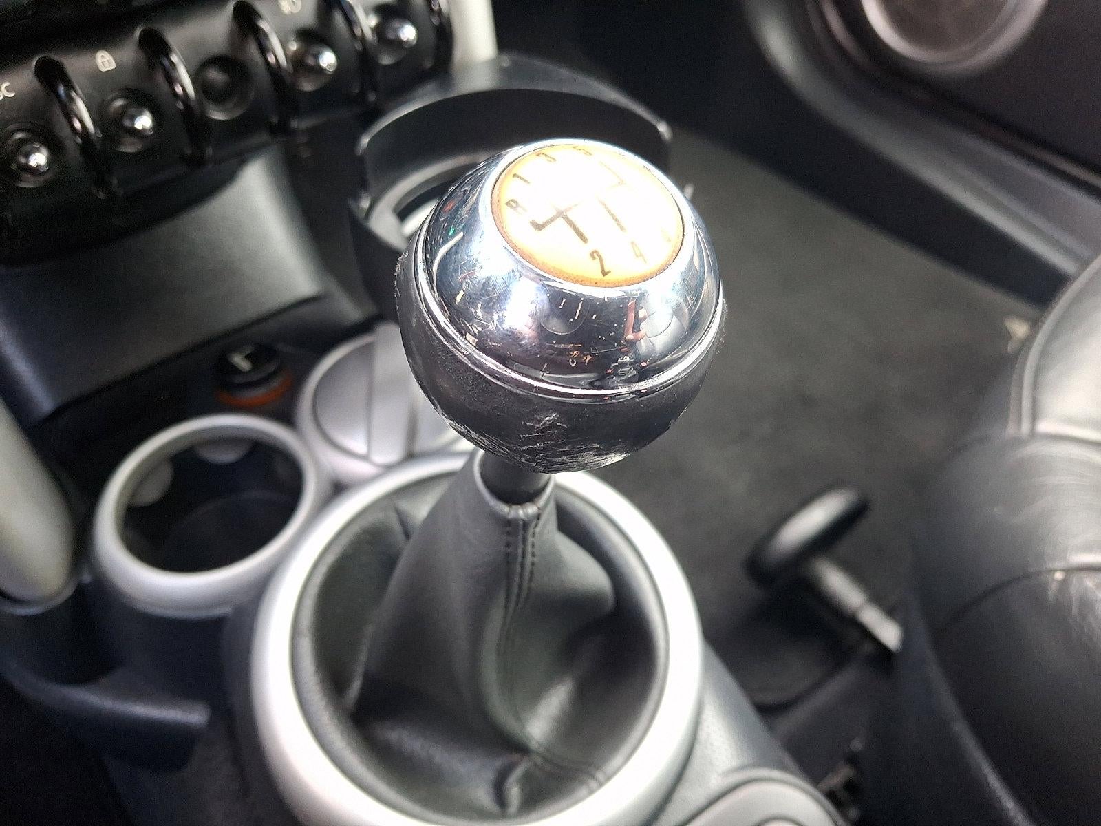 2004 MINI Cooper S Hardtop Base