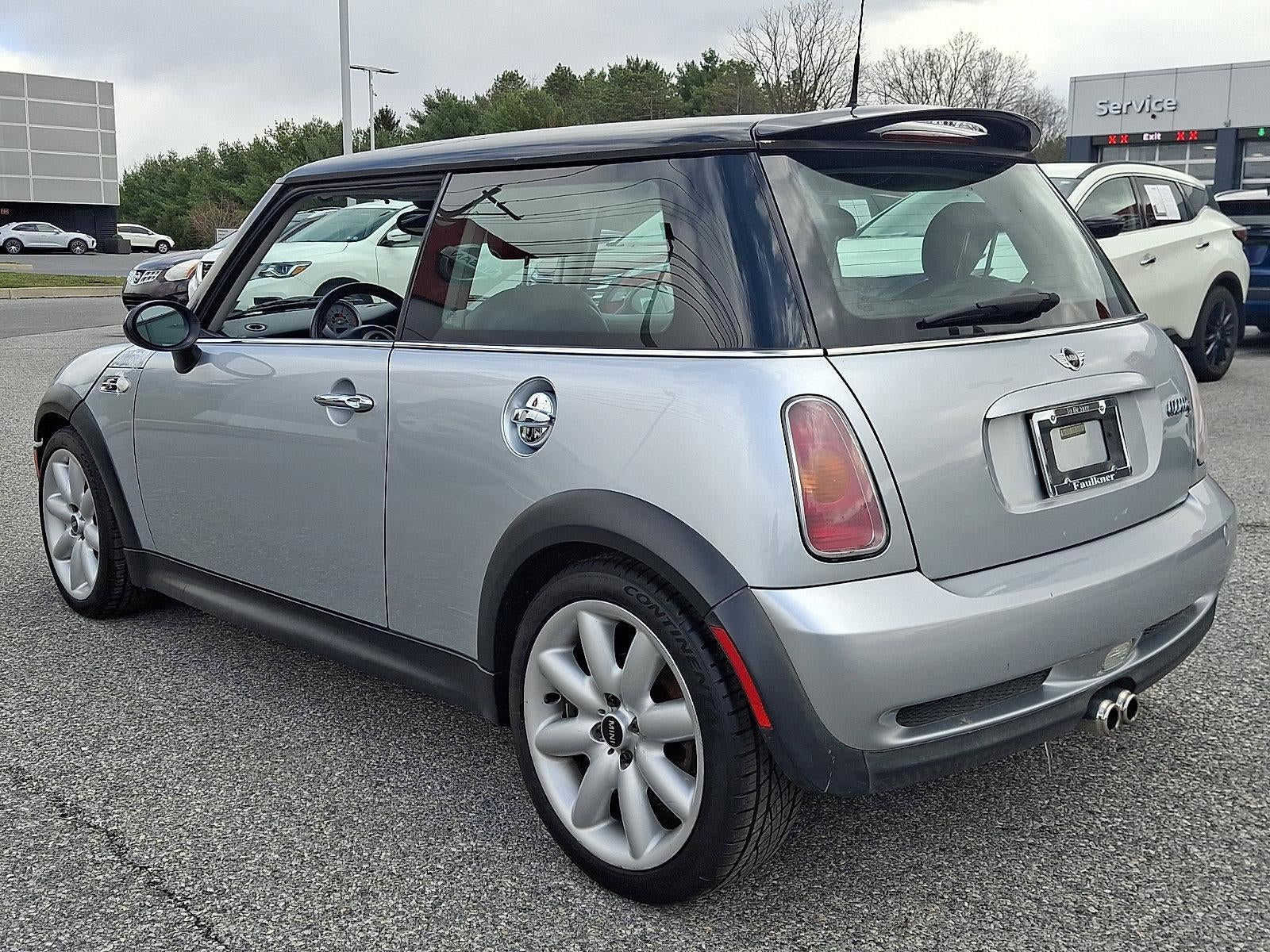 2004 MINI Cooper S Hardtop Base